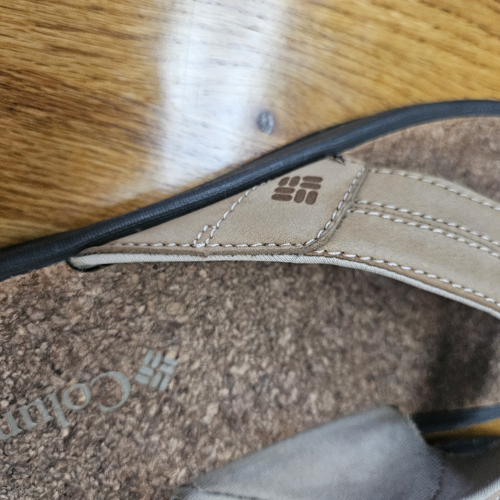 GUC Columbia Tan Sandals Comfortable Flip Flops - Picture 5 of 6
